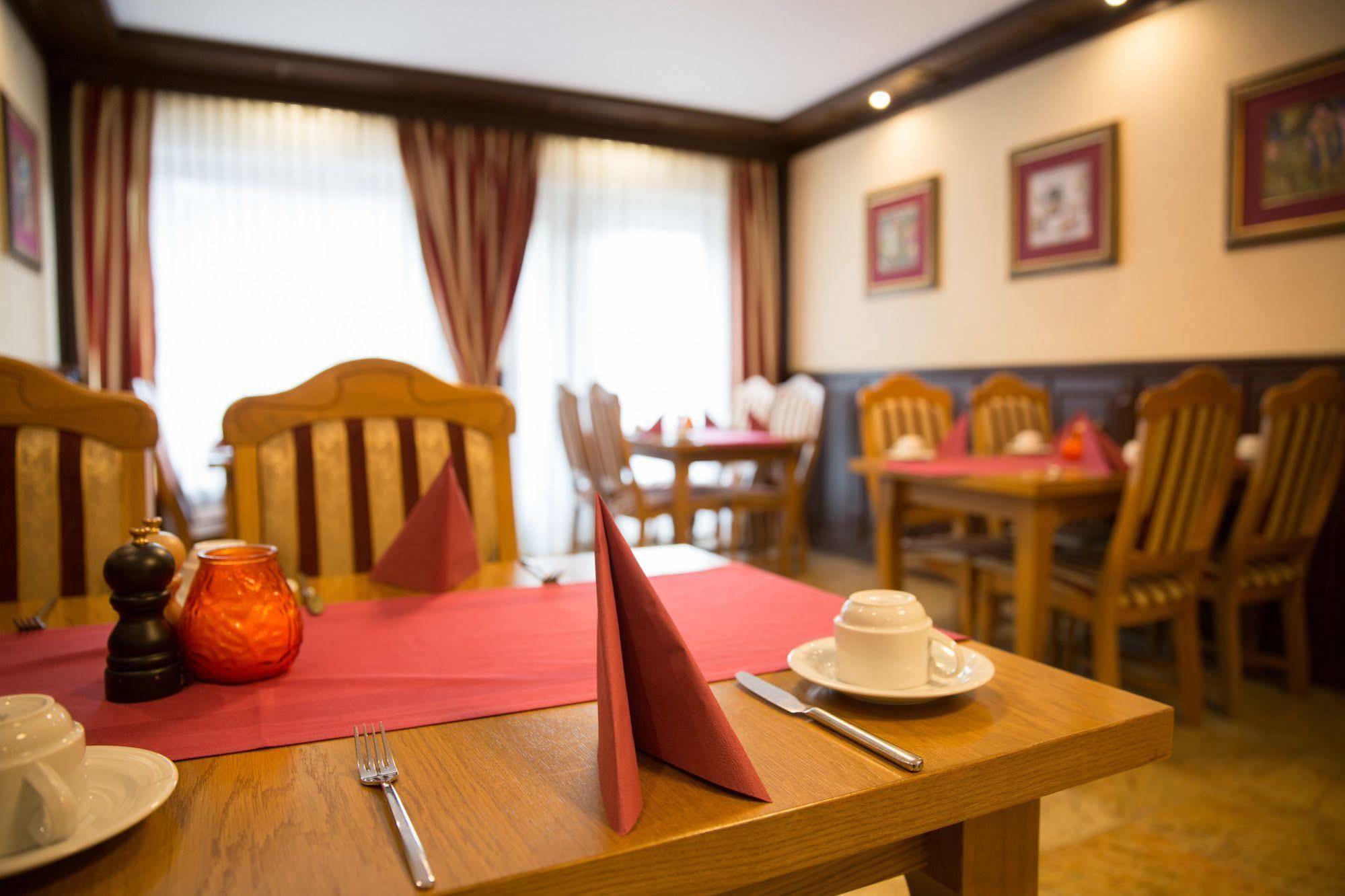 Hotel Gundl Alm Шлирзе Экстерьер фото